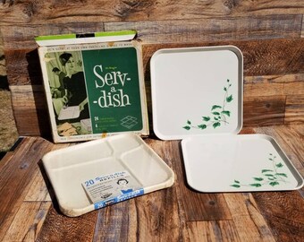 Vintage Serve A Dish Trays / Enflish Ivy Trays with Vintage Paper Tray Inserts / St Regis