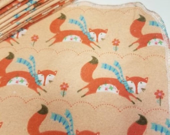 12 Count Fox and Flowers Reusable Cloths / Eco Friendly Baby Wipes / Fold Over Diaper Insert / Family Cloth / Un paper Towels