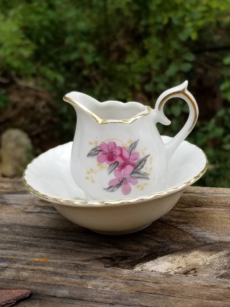 Vintage Porcelain Wash Basin and Pitcher / Miniature Porcelain bowl