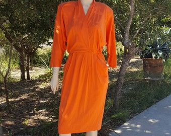 Orange Jersey Dress with Shoulder Pads 80's / Orange T Shirt Dress / Vintage Clothing