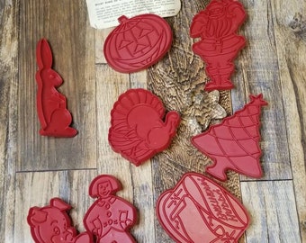 Vintage Tupperware Cookie Cutters / Holiday Cookie Cutter / Birthday Cookie Cutter Halloween / Thanksgiving / Baking Ideas