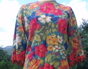 Vintage Boho Blouse / 60's Floral Print Blouse / Shabby Chic Tassel Blouse /  BOHO Top / Orange Flower Vintage Top / Pom Pom Blouse