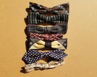 Bow Tie Vintage Bow Ties / Unisex Accessories / Formal Wear / Wedding Accessories / Holiday Tie