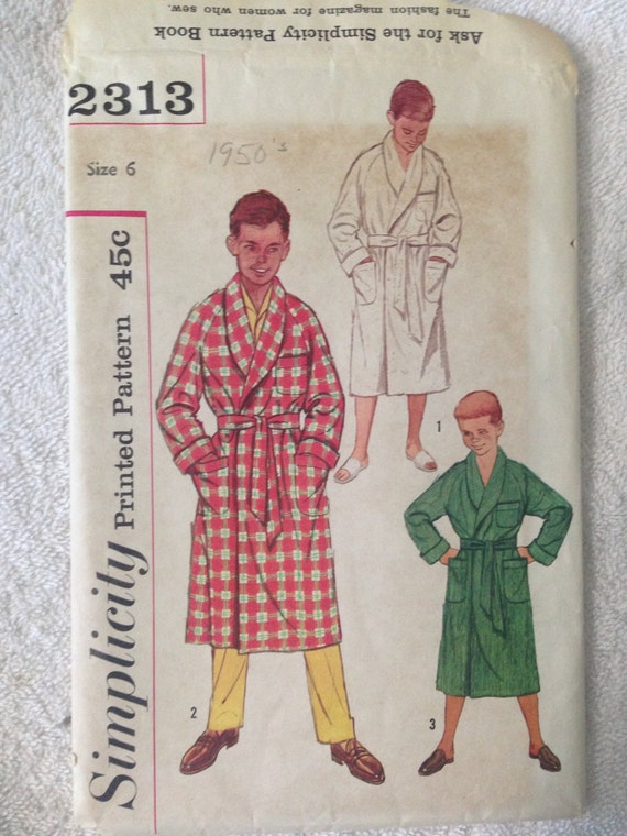 Boys robe size 6 hotsell