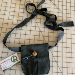 Possibilities 70&quot; Belted Hip Pouch REENACTMENT 5 x 6&quot; Green Leather with Slip Tie Closure