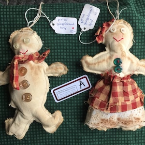 GINGERBREAD ORNAMENTS Sturdy Stuffed Canvas Beige Primitive Tea-Dyed, Lot A