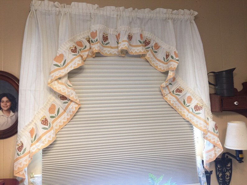 Vtg Ruffled Swag Curtains Heart Floral Orange Brown Cream Etsy