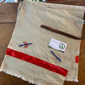 Taparrabos. Uniforme tribal. Unisex, varios estilos y tallas. Tejido casero, con flecos y estampados. De niño a adulto. Con lazo. Hecho a pedido en un día.