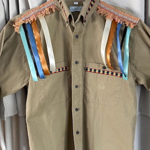 Adult SMALL Running Ponies Buckskin Tone Ribbon Shirt, Satin Ribbons,  Native Regalia. OOAK, Long Sleeve, Button Down.  Pre-owned Izod.