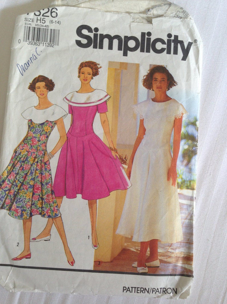 Simplicity7326 Miss Petite Dress, two lengths, collar. Size 6-14. RARE image 1