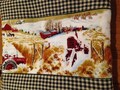 Red Farmall Tractor Horses Barn Farm Scene SCENTED 8 x 9" Hot Mat homespun wool black check
