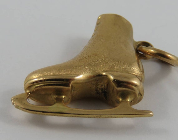 Pair of Skates 10K Gold Vintage Charm For Bracelet