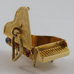 Grand Piano With Red & Blue Stones Mechanical 18K Gold Vintage Charm For Bracelet image 2