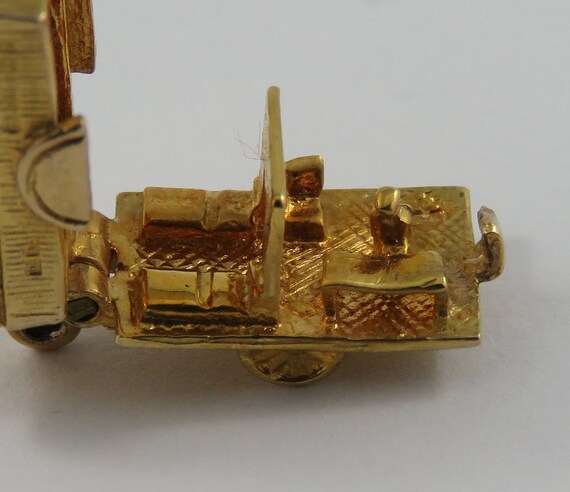 Nuvo Caravan Trailer Mechanical Silver Vintage Charm For Bracelet