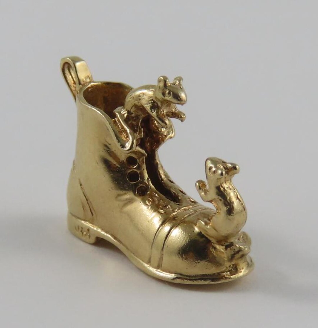Mice That Lived in a Shoe 14K Gold Vintage Charm for Bracelet - Etsy