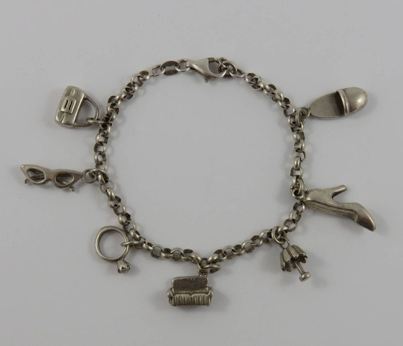⭐︎flat charm bracelet 7 1/4