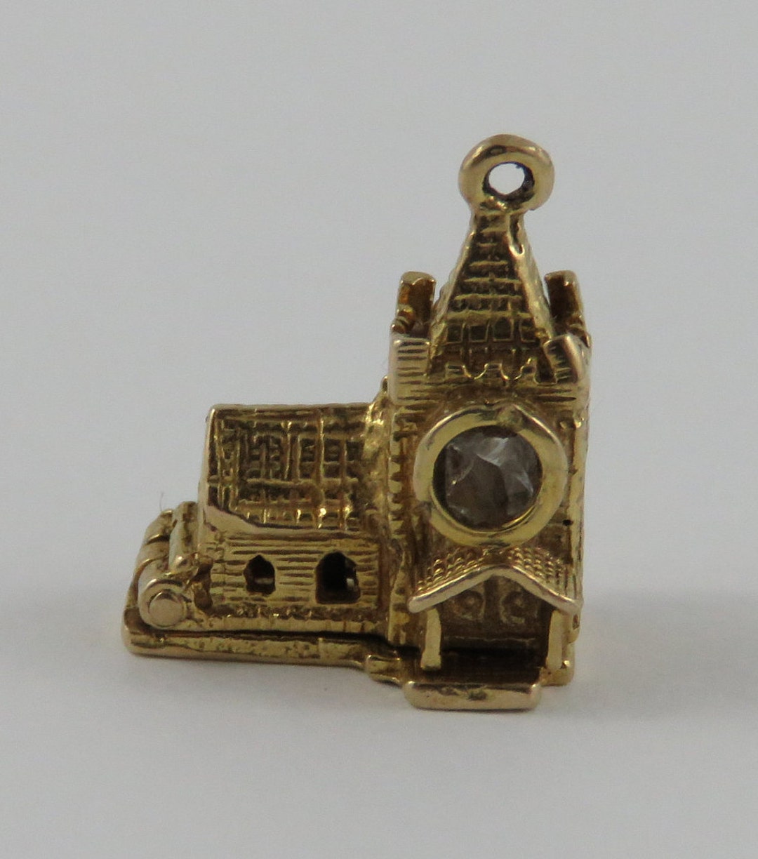 Palace of Versailles Charm in 18k Gold & Enamel – Gem Set Love
