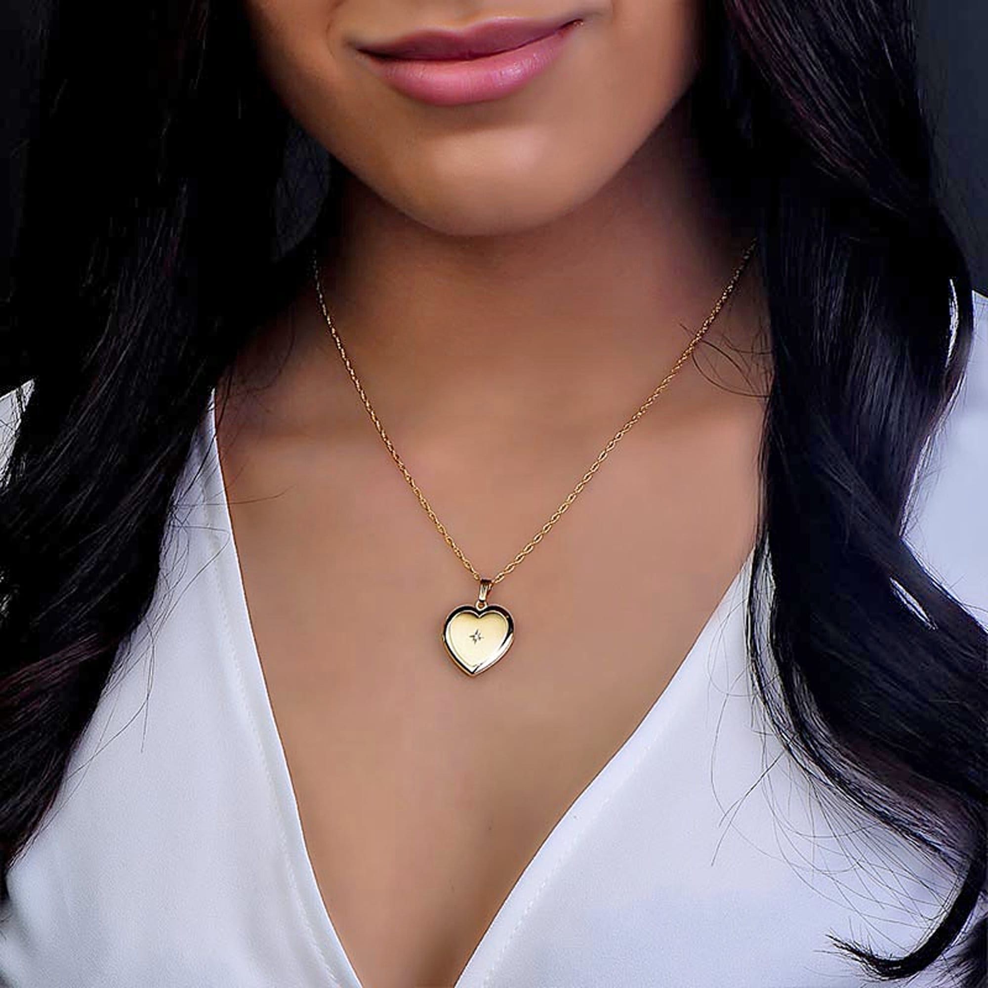 ショルダーバッグ・ポシェット JILLSTUART Diamond Heart Gold Heart Logo Decorated Black Veg Black Diamond Heart Pendant - Nuha Jewelers