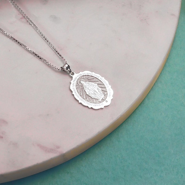 Miraculous Medal Scalloped Oval "EXCLUSIVE"