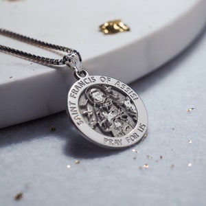 Sint-Franciscus-medailleketting • Patroonheilige Franciscus ronde religieuze medaille-hanger • Sint-Franciscus van Assisi-ketting • Patroonheilige Francis