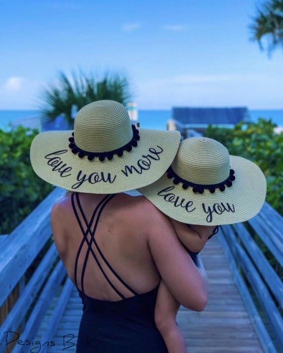 Embroidered floppy beach hat Clearance
