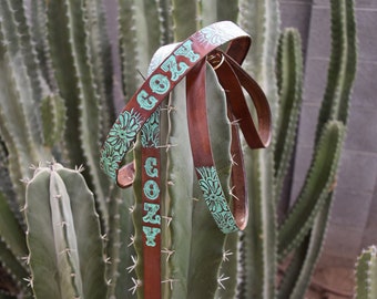 Leash & matching Leather Collar personalized set by The Diamond Dogs