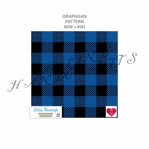 Może przedstawiać: Wzór w kratę w kolorze niebieskim i czarnym, o szerokości 80 cali i wysokości 80 cali. Wzór to klasyczny wzór w kratę z powtarzającym się wzorem niebieskich i czarnych kwadratów.