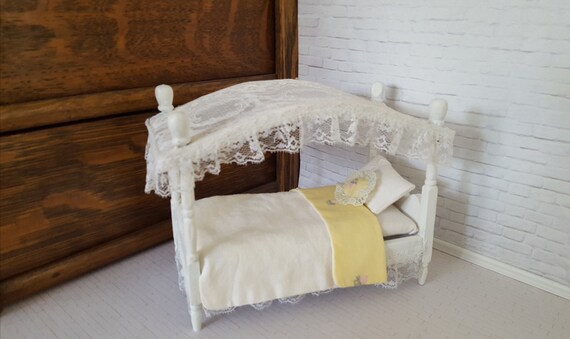 Dollhouse Shabby Chic Bed With Bedding White Dollhouse Canopy Single Bed 1 12 Scale Canopy Bed Cottage Bed Doll Single Bed