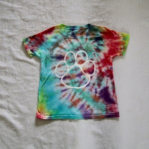 kids small tie dye shirt, paw print tie dye, gift for dog lover, boho hippie clothes, gift for birthday, handmade tie dye, tye dye shirt