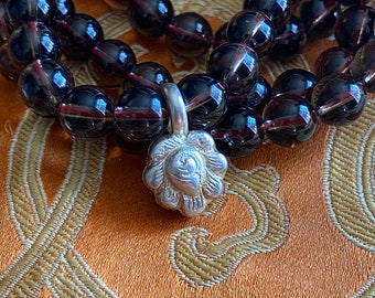 Conch Shell resting in Buddhist Flower Bhum Counter • Medium • 925 Sterling Silver • Unique