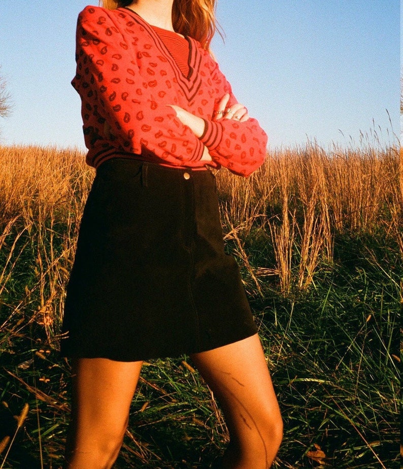 Red Paisley Sweatshirt /& Matching Skirt
