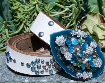 Vintage Belt Beckle With Costume Jewelry, Leather Studded  display picture 2