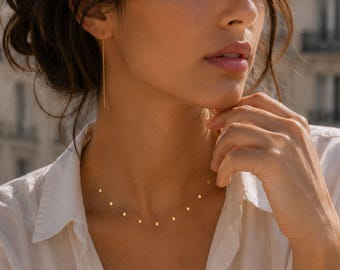Solid Gold Dots Necklace • Minimal 9k 14k 18k Gold Chain NEcklace • Delicate Everyday NEcklace • Gold Disc Charm Necklace • Demi