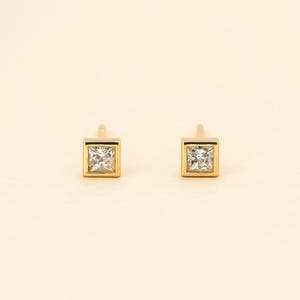 Minimalist Diamond Stud Earrings | Princess cut Lab Grown Princess Cut | Solid Gold Fine Jewellery | 9ct 14ct 18ct Options