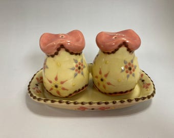 Yellow & Poppy Salt and Pepper Set
