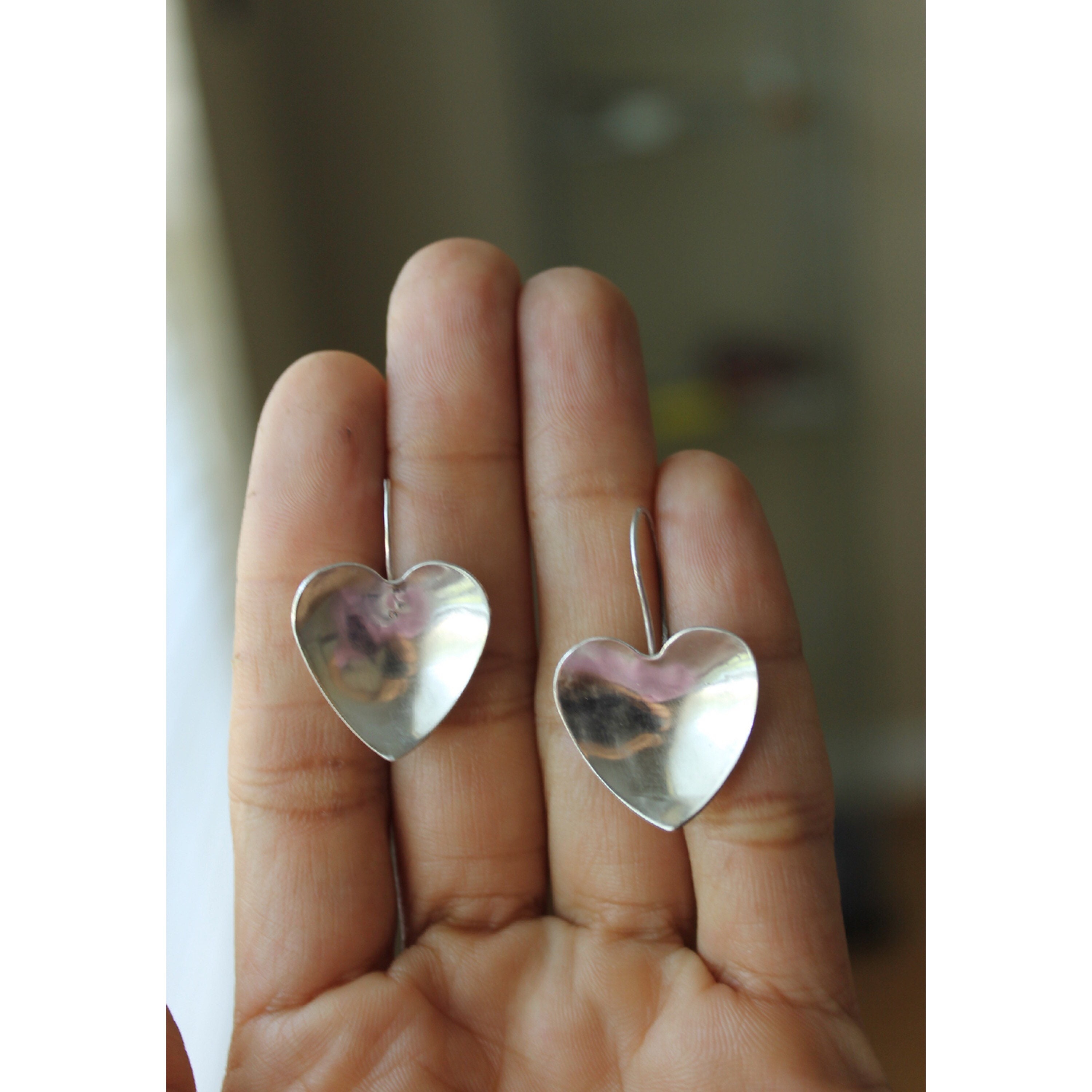 Dangling Heart earrings
