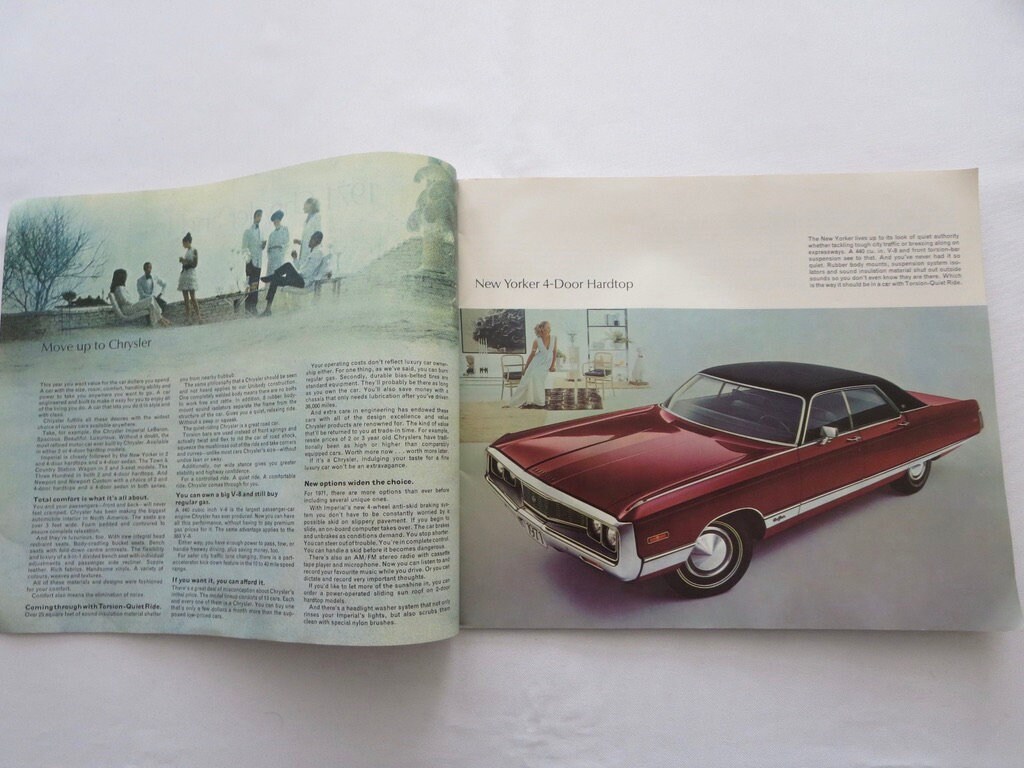 1971 Chrysler & Imperial Sales Brochure Catalog New Yorker