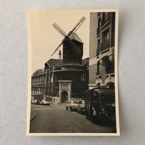 Vintage Foto Fotografie Theater mit Windmühle Straßenszene Autos Lkw +