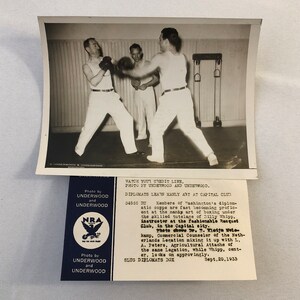 報道写真 写真 外交官がボクシングのレッスンを受ける 1933年 アンダーウッド写真