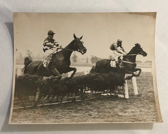 Press Photo Photograph Horse Racing Hurdle Race at Northelt Park London 1933