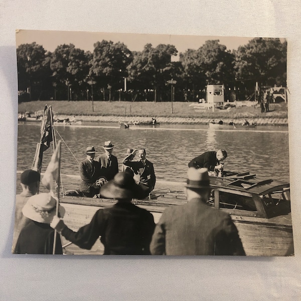 Press Photo Photograph Henley Regatta Boat Racing Race Duke of Gloucester 1934