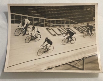 Press Photo Photograph Bicycle Racing Bike Race at Olympia 1934 LNA Photo