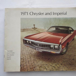 1971 Chrysler & Imperial Sales Brochure Catalog New Yorker Newport 300 +