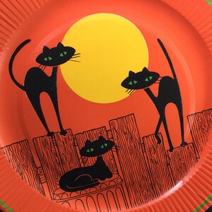 Lots of Green Eye Sleek Black Silhouette Kitty Cat Kittens on a Fence Vintage 1960s Unused Halloween Paper Plate image 1