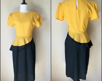 Dunkelblaues und Gelbes Kurzarm Kleid mit Rüschen, Vintage Vicky Vaughn Junior, Damen S