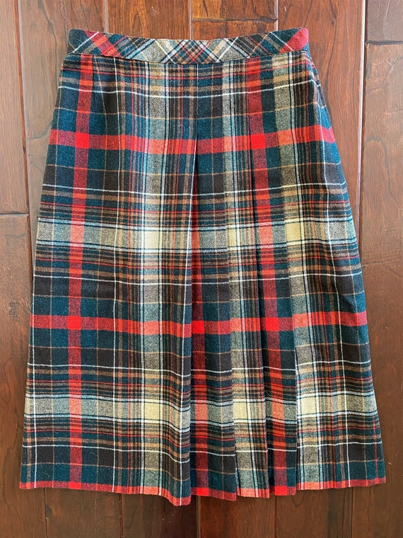 1970's Vintage Red Plaid A-Line Wool Blend Skirt … - image 8