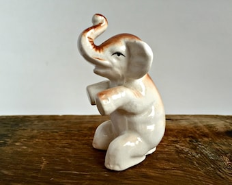Vintage Miniatur Elefantfigurine, hergestellt in Japan