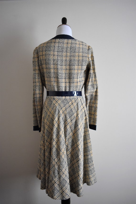 1960's Vintage Plaid Shirtwaist Dress with Tie and Be… - Gem