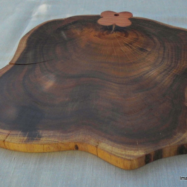 Acacia log slab serving board with butterfly inlay and beewax sealing, free shipping.
