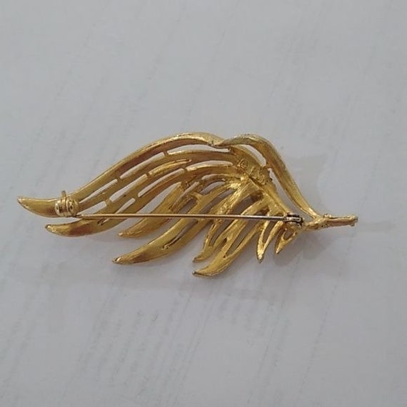 Vintage BSK Goldstone Metal Leaf Brooch - image 6